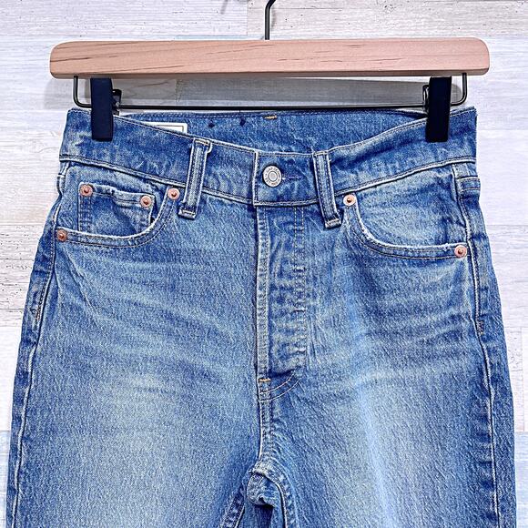 GAP High Rise Cheeky Straight Jeans Medium Indigo Button Fly Washwell Womens 24 - Picture 2 of 7